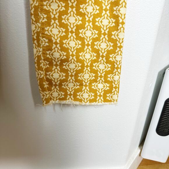 Zara The Dreed Yellow Printed Jeans Women's sz 6 - Picture 5 of 9